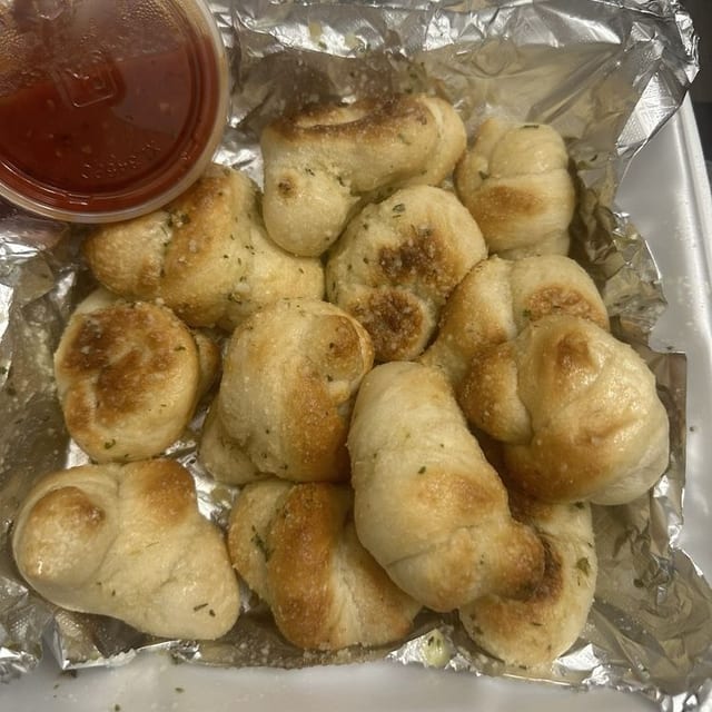 Garlic Knots.